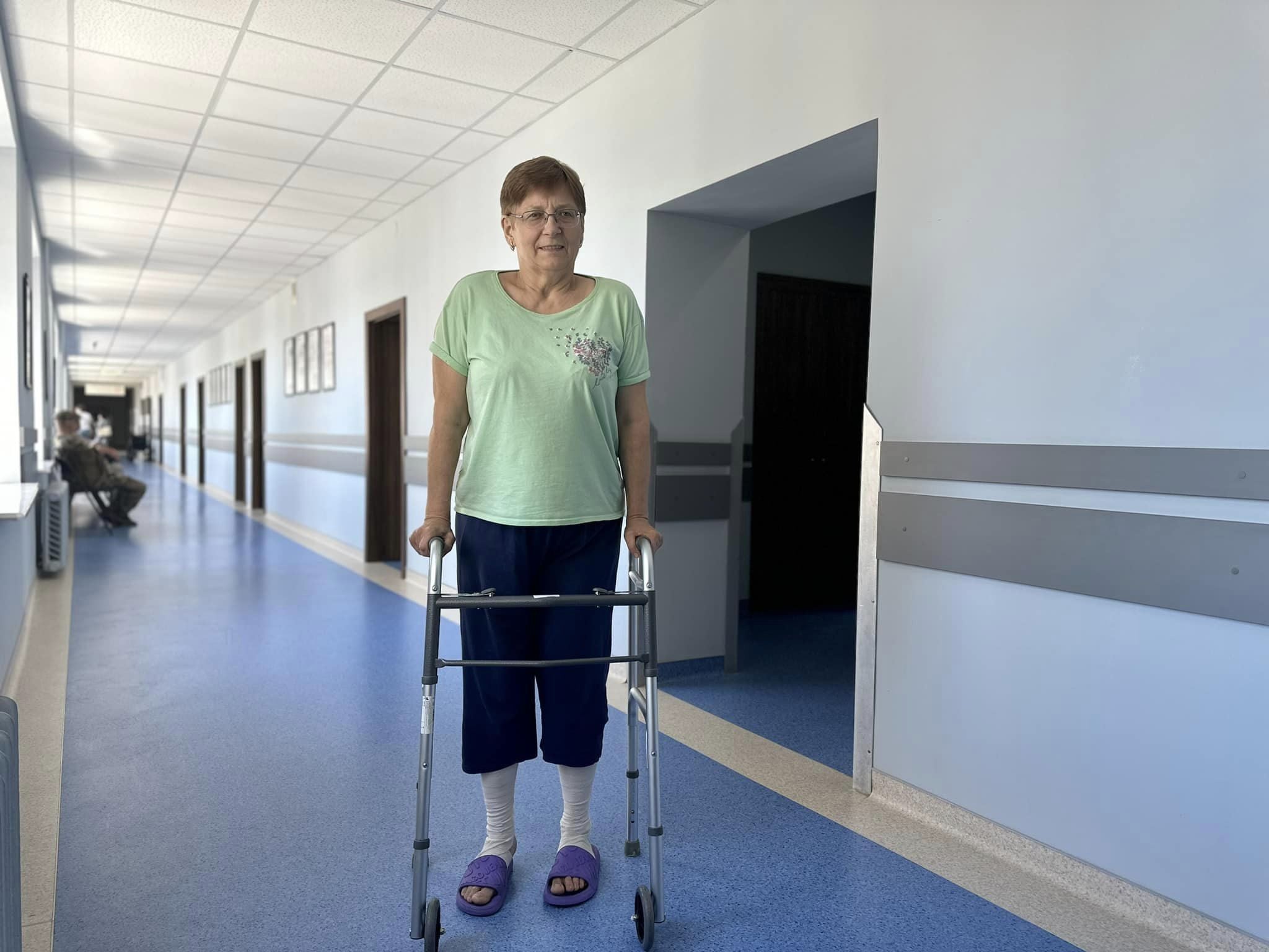 Унікальна операція: львівські лікарі подарували жінці нове життя