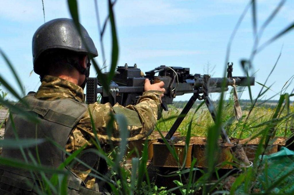 Ситуація на Донбасі: російські найманці стріляли з мінометів та ракетних комплексів