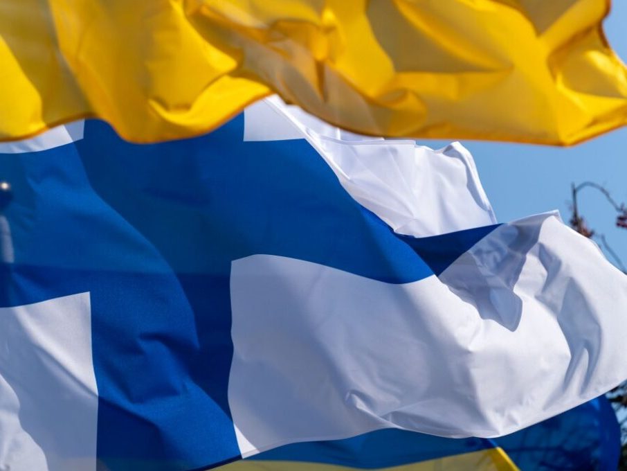 Фінляндія вироблятиме більше боєприпасів для України