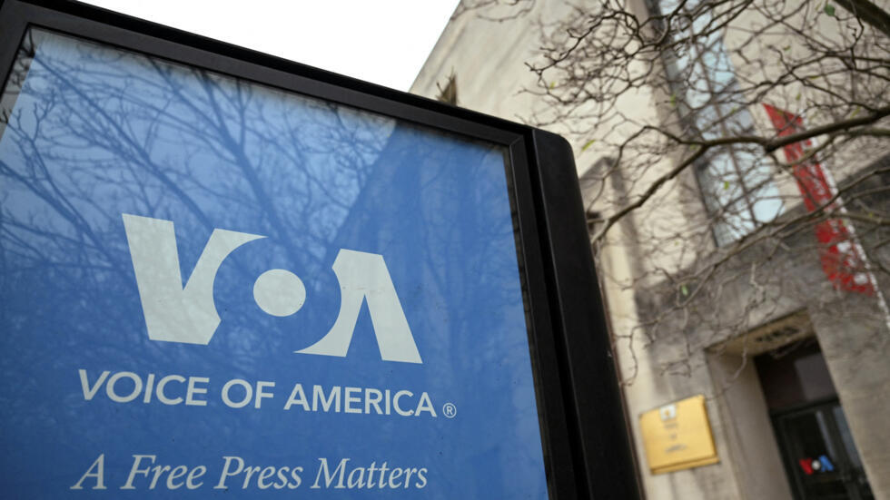 Повернення працівників "Голосу Америки" до роботи: у США зупинили рішення