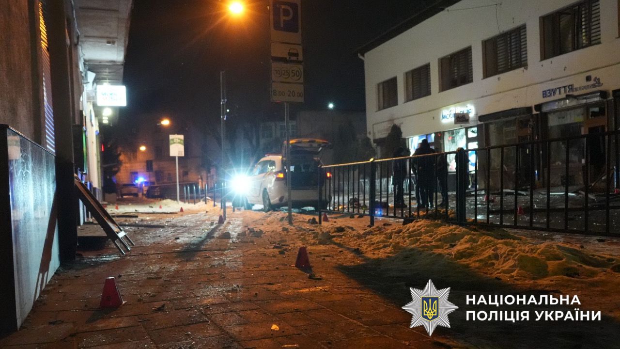 Що відомо про жінку, яка підірвала поліцейських у Львові: нове фото затриманої