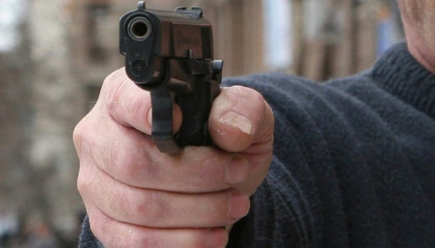 У Рівному невідомий відкрив стрілянину