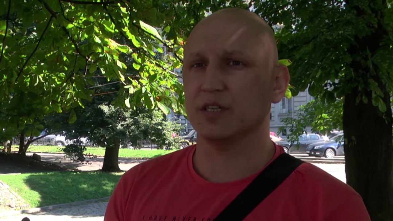 Хворий на саркому Любомир Лутчин благає про допомогу