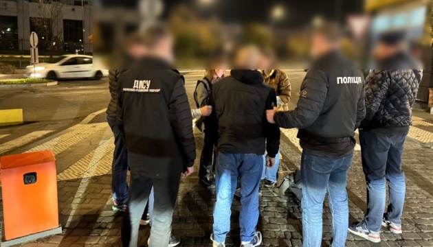 На Львівщині ліквідували схему переправлення чоловіків через кордон, яку організував 18-річний юнак
