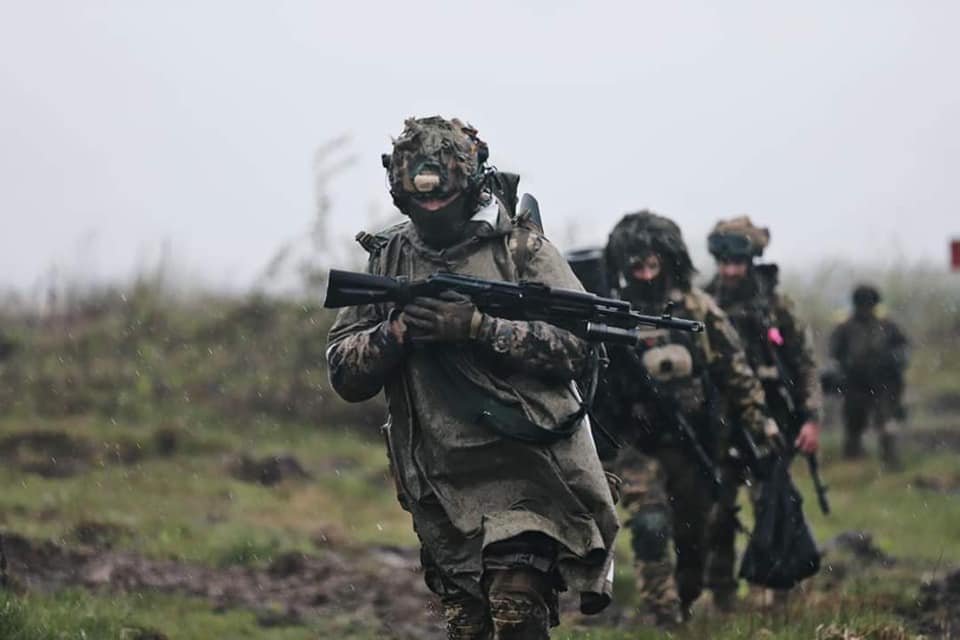 Авіація, ракетники і арта уразили склади та артилерійські підрозділи ворога, - Генштаб