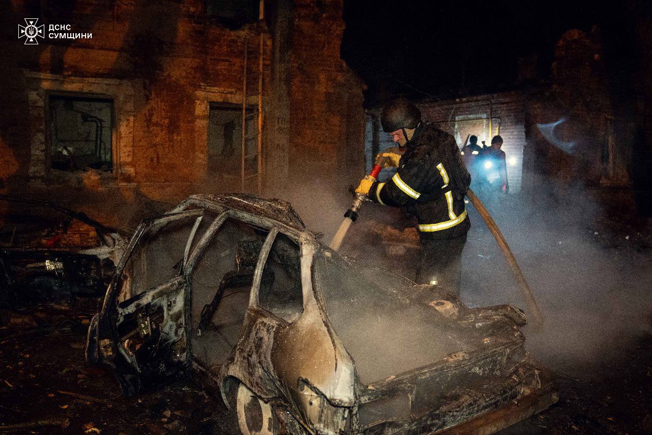Масований удар по житлових районах Сум: з’явилися фото наслідків