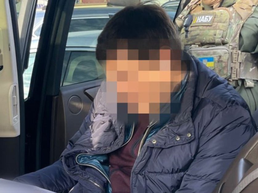 НАБУ та САП викрили нардепа, який спробував підкупити посадовця біткоїнами