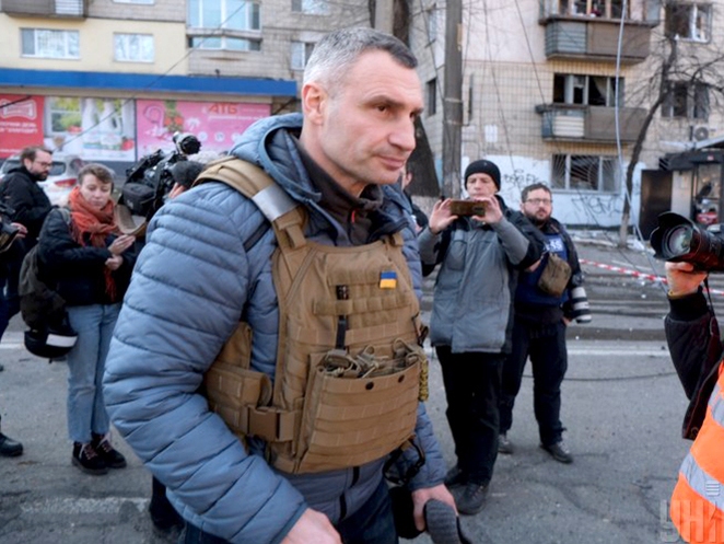 У Києві та області змінили час комендантської години