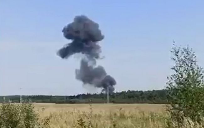 Під Москвою розбився військовий літак. Є жертви. Відео
