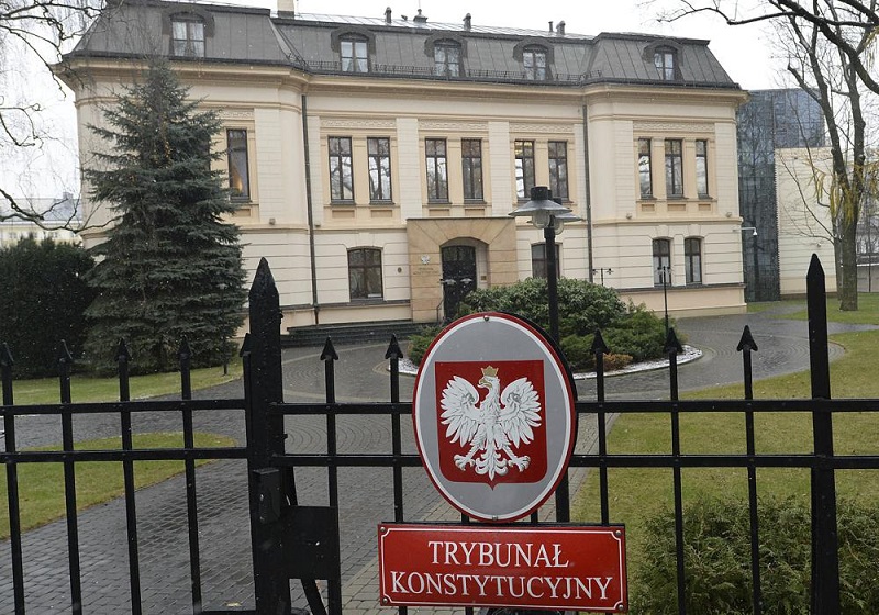 Польський трибунал підтвердив верховенство конституції країни над законами ЄС