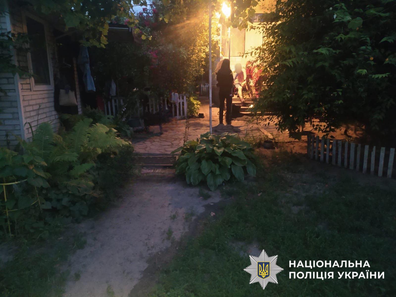 На Київщині 54-річний чоловік підпалив свою матір та брата: жінка загинула (фото)
