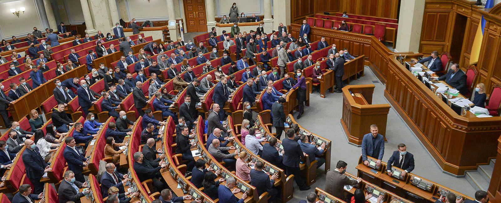 «Європейська солідарність» випередила «Слугу народу» в соціологічному опитуванні