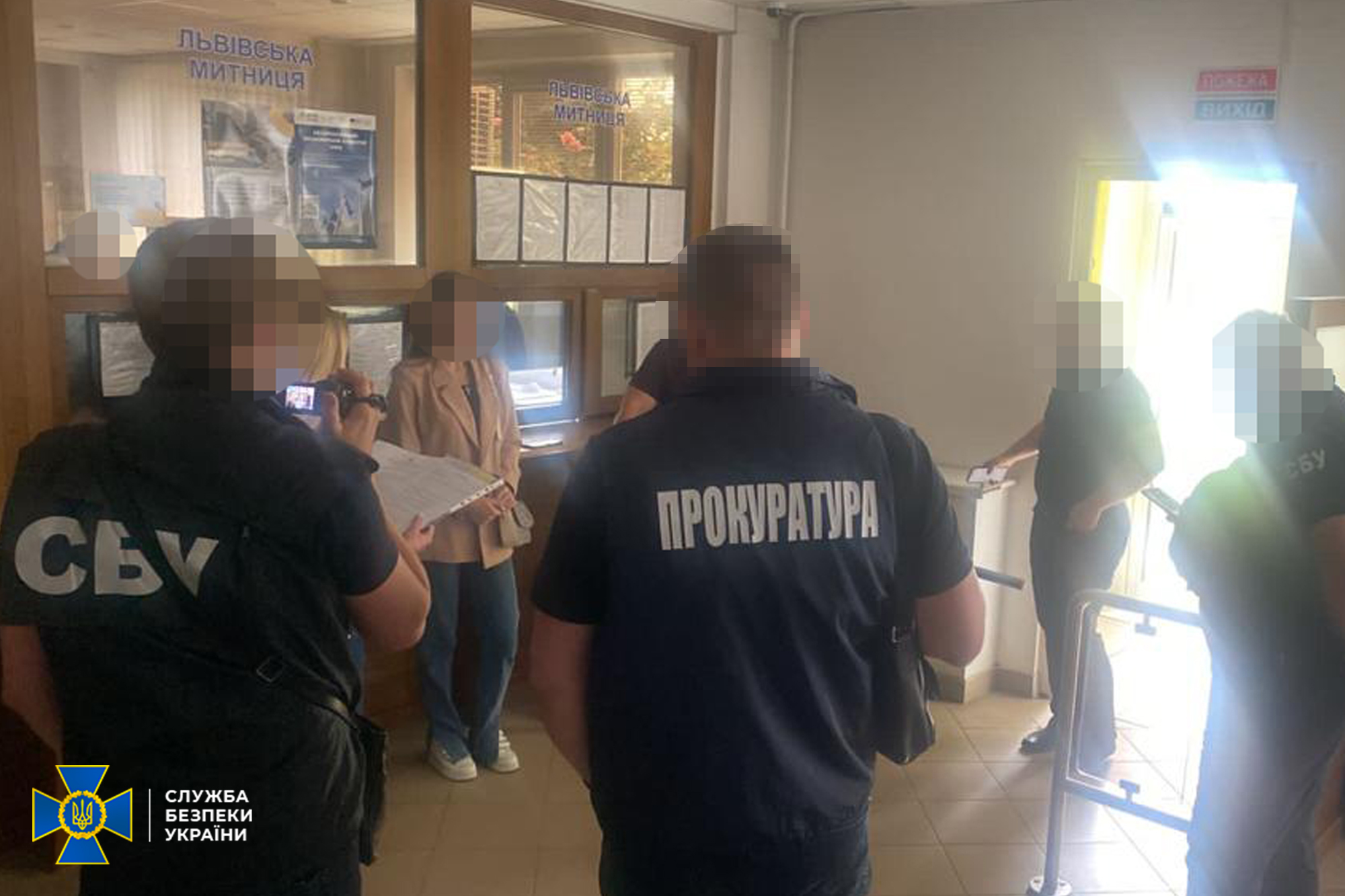 На Львівщині на хабарі «погорів» головний інспектор митного поста «Краківець»