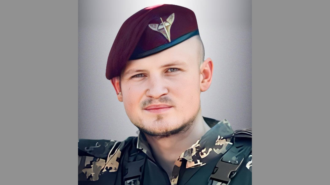 Львів прощатиметься із 22-річним десантником, капітаном Ігорем Гребенем