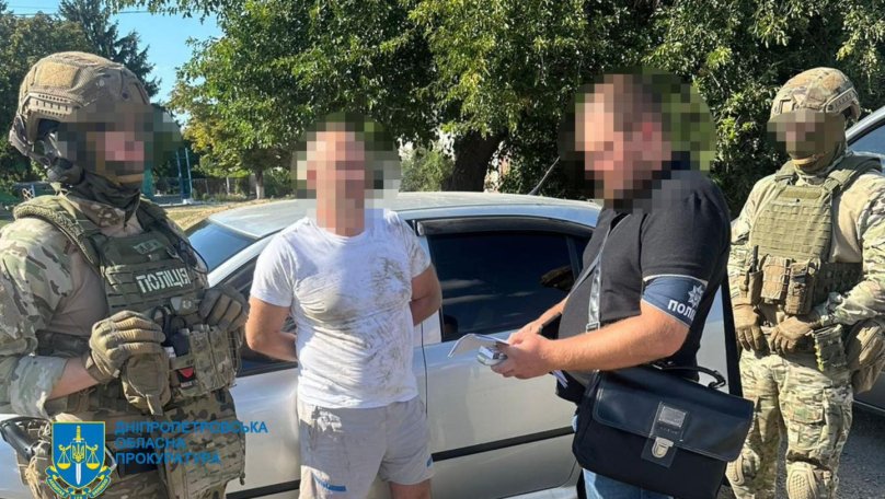 На Дніпропетровщині чоловік замовив «кілера» для коханця своєї дружини