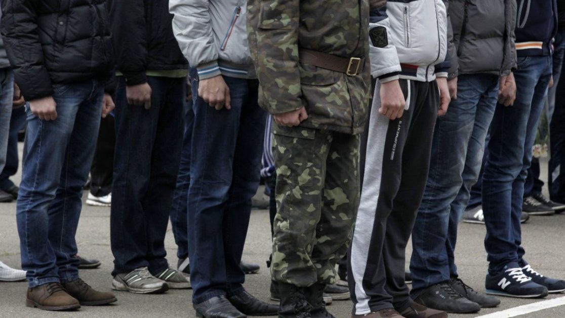 З-закордону повернулись вже 215 тисяч українців