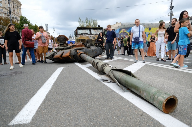 Парад ганьби «другої армії світу». У Києві показали зруйновану російську техніку