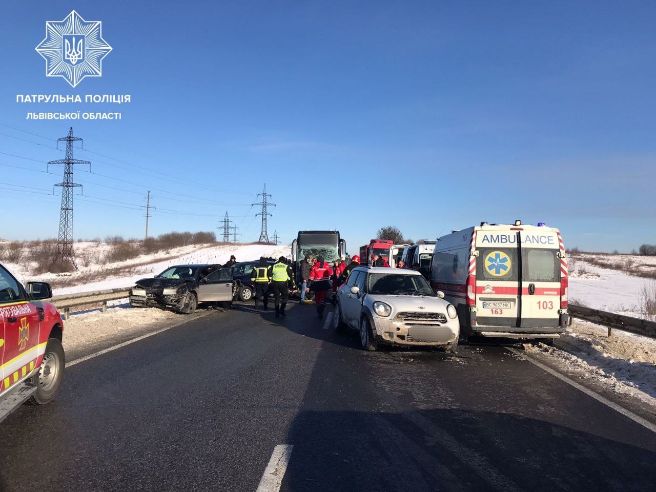 Деталі ДТП, через яку перекривали рух біля Львова: шестеро травмованих