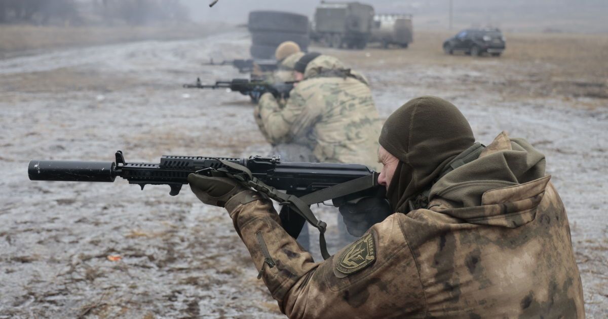 Ситуація навколо Авдіївки: окупанти змінили тактику, бої тривають постійно