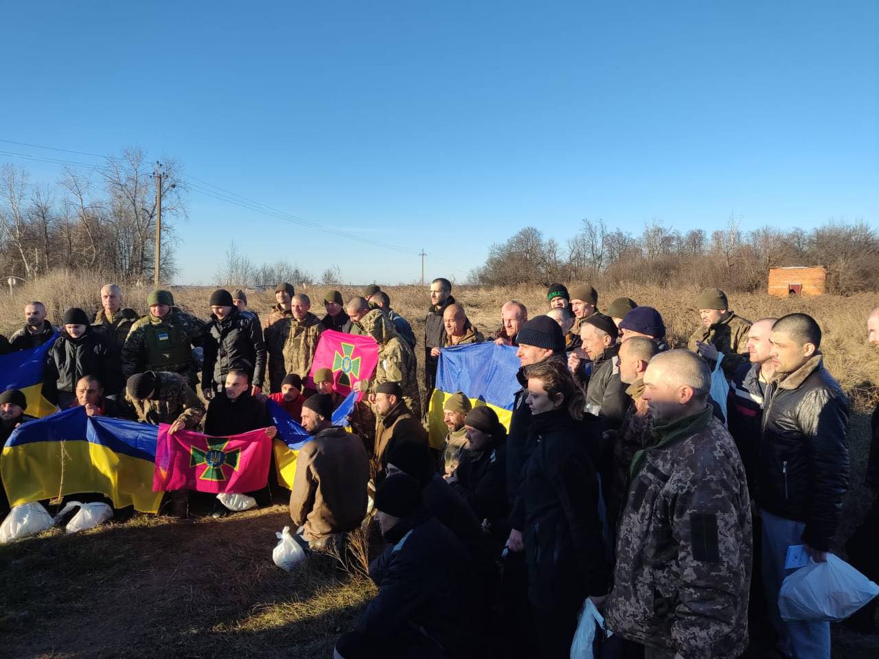 Черговий обмін полоненими. У День ЗСУ додому повернулися 60 захисників