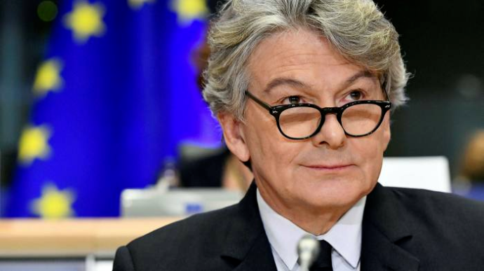 ЄС прискорить поставки зброї в Україну – єврокомісар