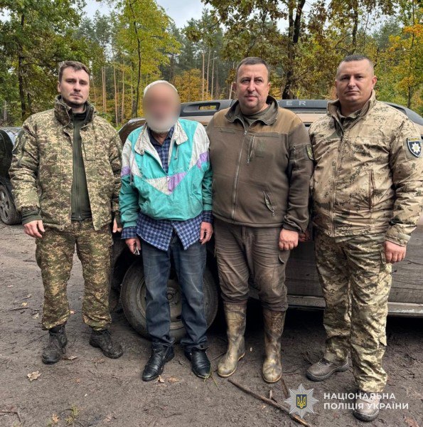 На Львівщині півтора доби шукали грибника, який заблукав у лісі