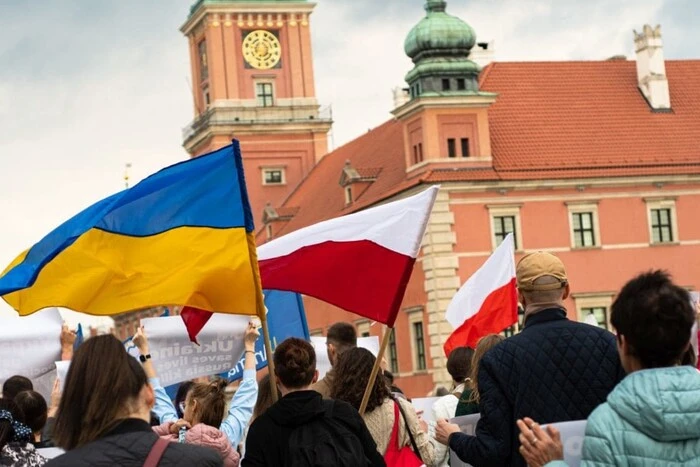 Антиукраїнські настрої в Польщі посилюються: зростає кількість нападів і скарг на упередженість