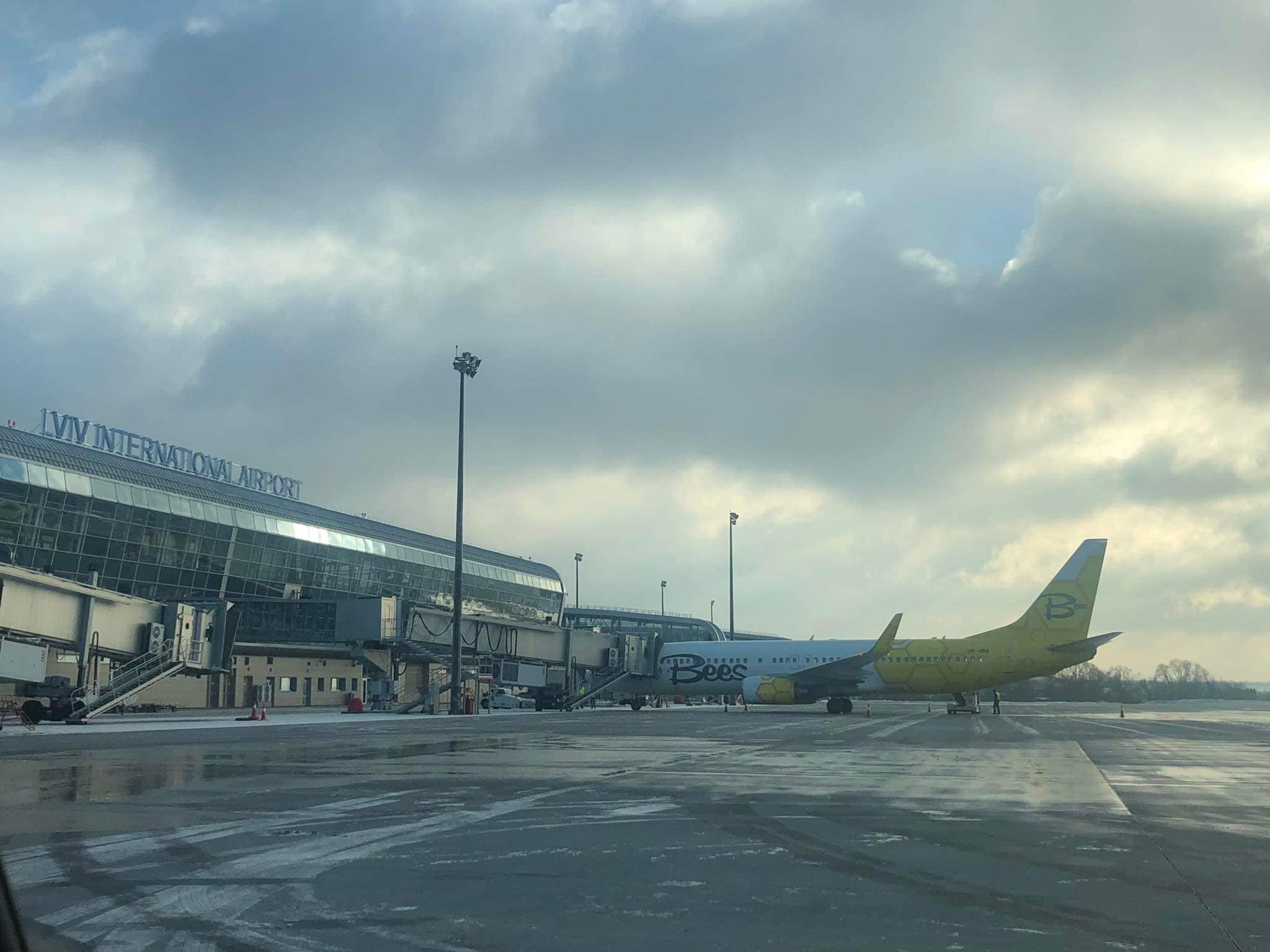 У 2021 році львівський аеропорт прийняв майже 2 млн пасажирів