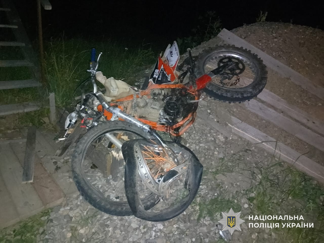На Закарпатті внаслідок ДТП загинув 17-річний водій мотоцикла (фото)
