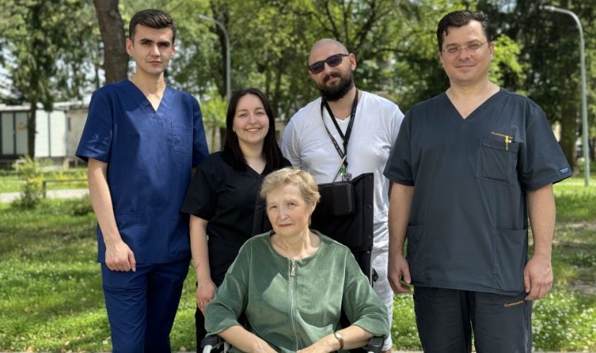 Львівські медики повернули можливість рухатися жінці після падіння з драбини
