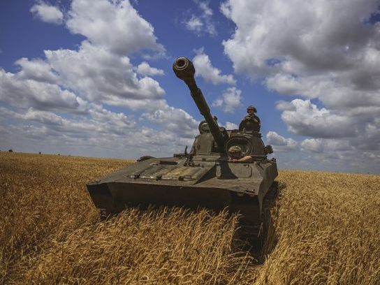 Наступ на Авдіївському напрямку. Генерал Тарнавський розповів про втрати ворога