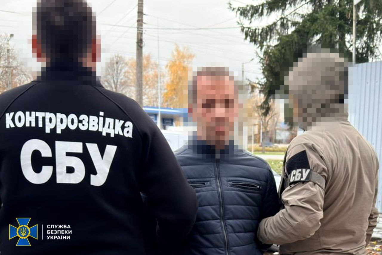 Затримано агента ФСБ, який коригував ракетно-дронові удари ворога по енергооб’єктах біля Хмельницької АЕС