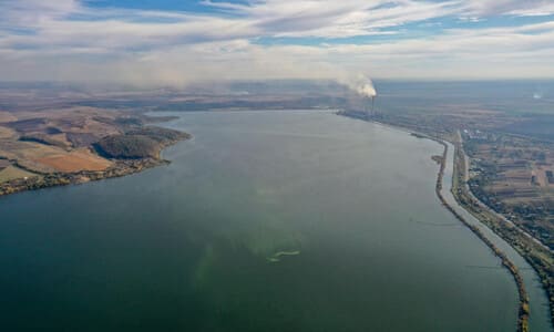 На Прикарпатті на водосховищі шукають чоловіка, який втопився
