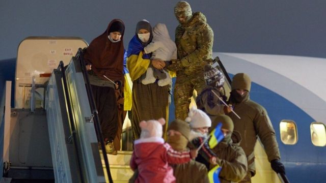Українці повернулися з табору біженців у Сирії