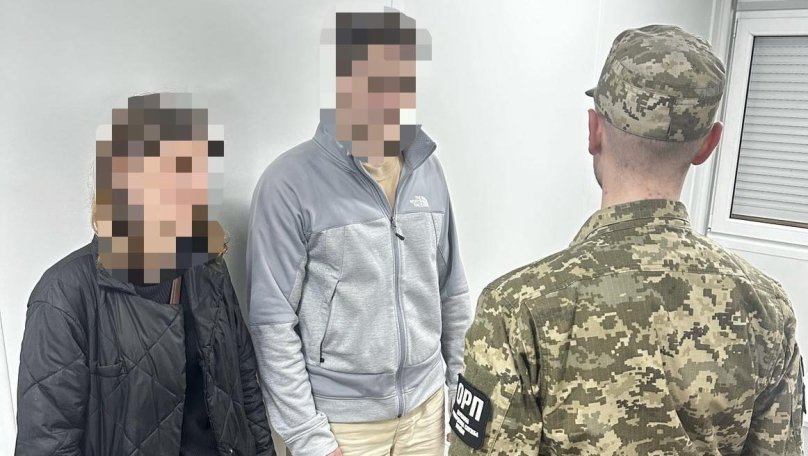 Львівські прикордонники затримали 20-річного ухилянта з фіктивною дружиною (фото)