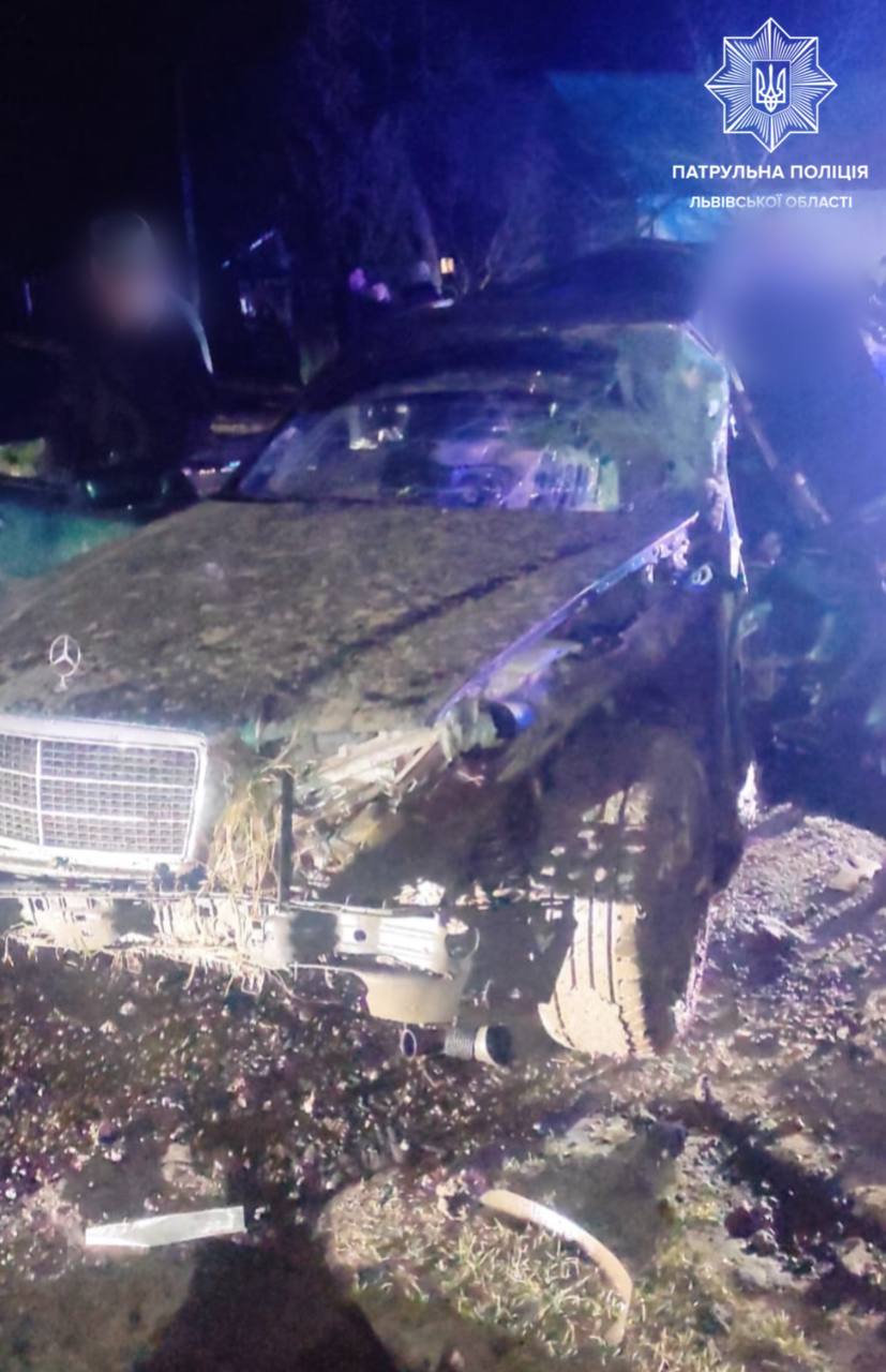 На Львівщині водій на смерть збив двох пішоходів