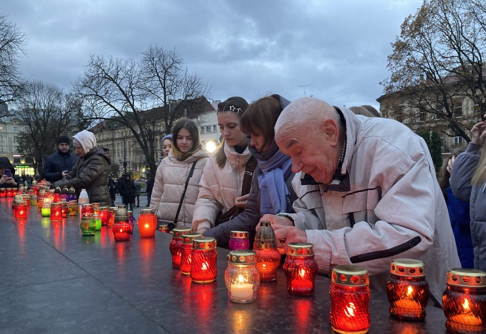 У Львові вшанували пам’ять жертв Голодоморів