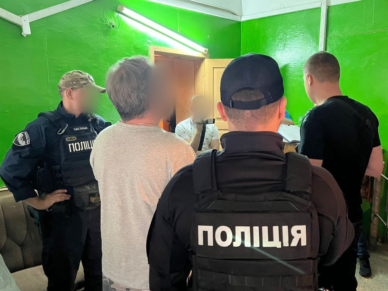 На Львівщині викрили шахраїв, які привласнювали благодійні внески на ЗСУ