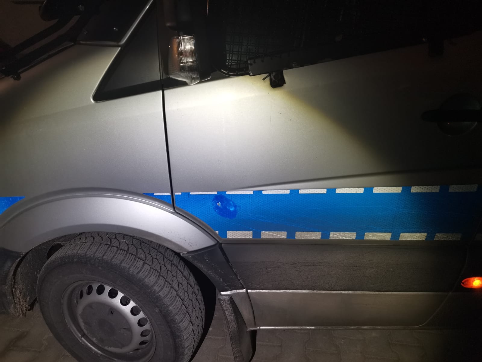 На польському кордоні мігранти закидали поліцейських камінням