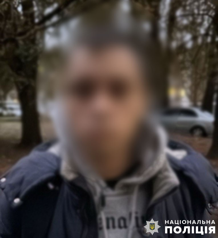Ваш родич у біді: у Києві шахрай за день ошукав пенсіонерів на 340 тисяч гривень