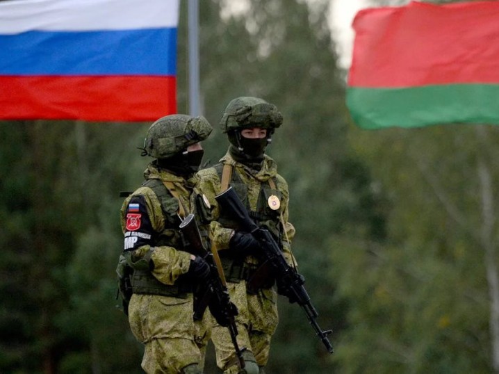 Білорусь сьогодні проведе військові навчання біля кордону з Україною