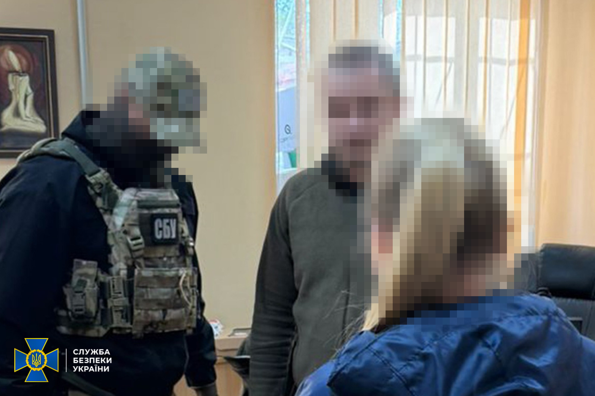 «Сервіс» для військовозобов’язаних: Стало відомо, за що затримали працівників ТЦК на Київщині