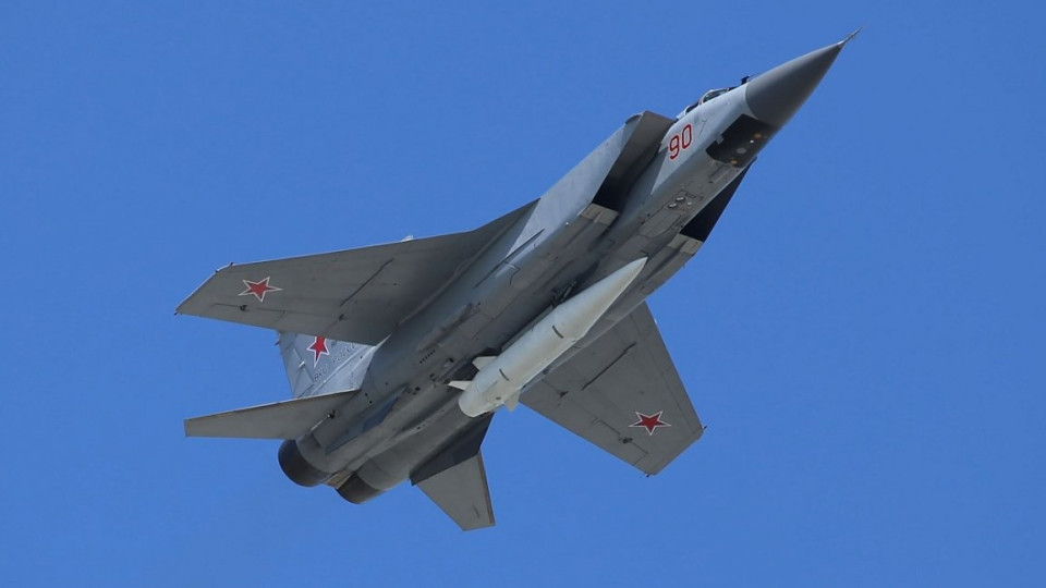 В Україні - повітряна тривога. Росіяни підняли декілька "МіГ-31К"