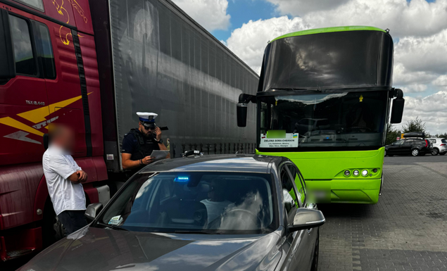У Польщі українського водія автобуса спіймали п'яним за кермом (фото)