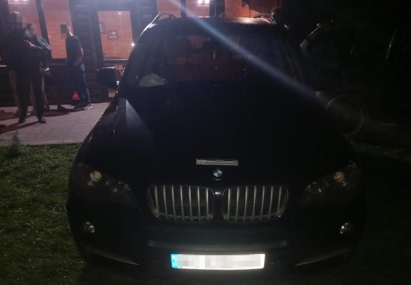 Біля Львова п’яна водійка на BMW збила одразу чотирьох пішоходів