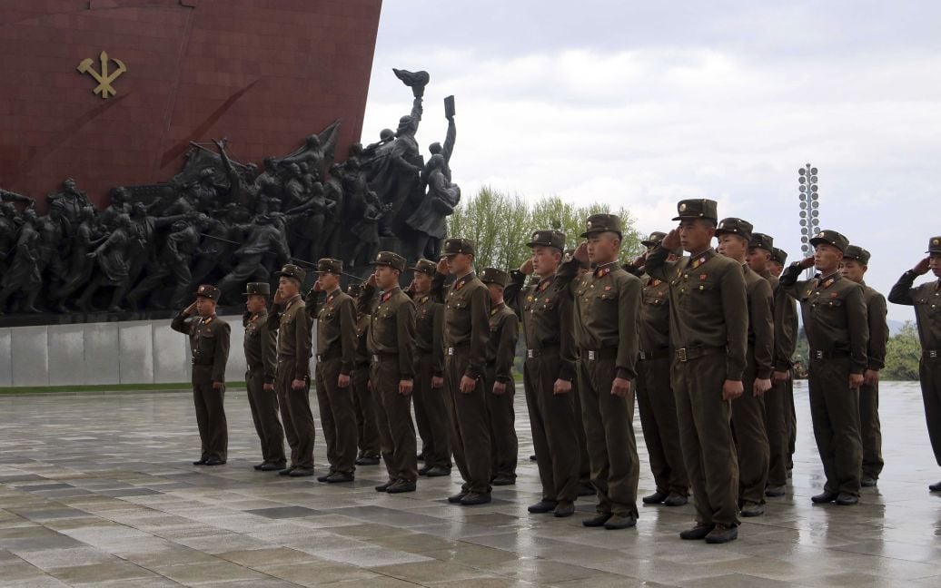 50 метрів туалетного паперу і 300 грам мила: у ГУР розповіли, як РФ готує війська КНДР для війни проти України