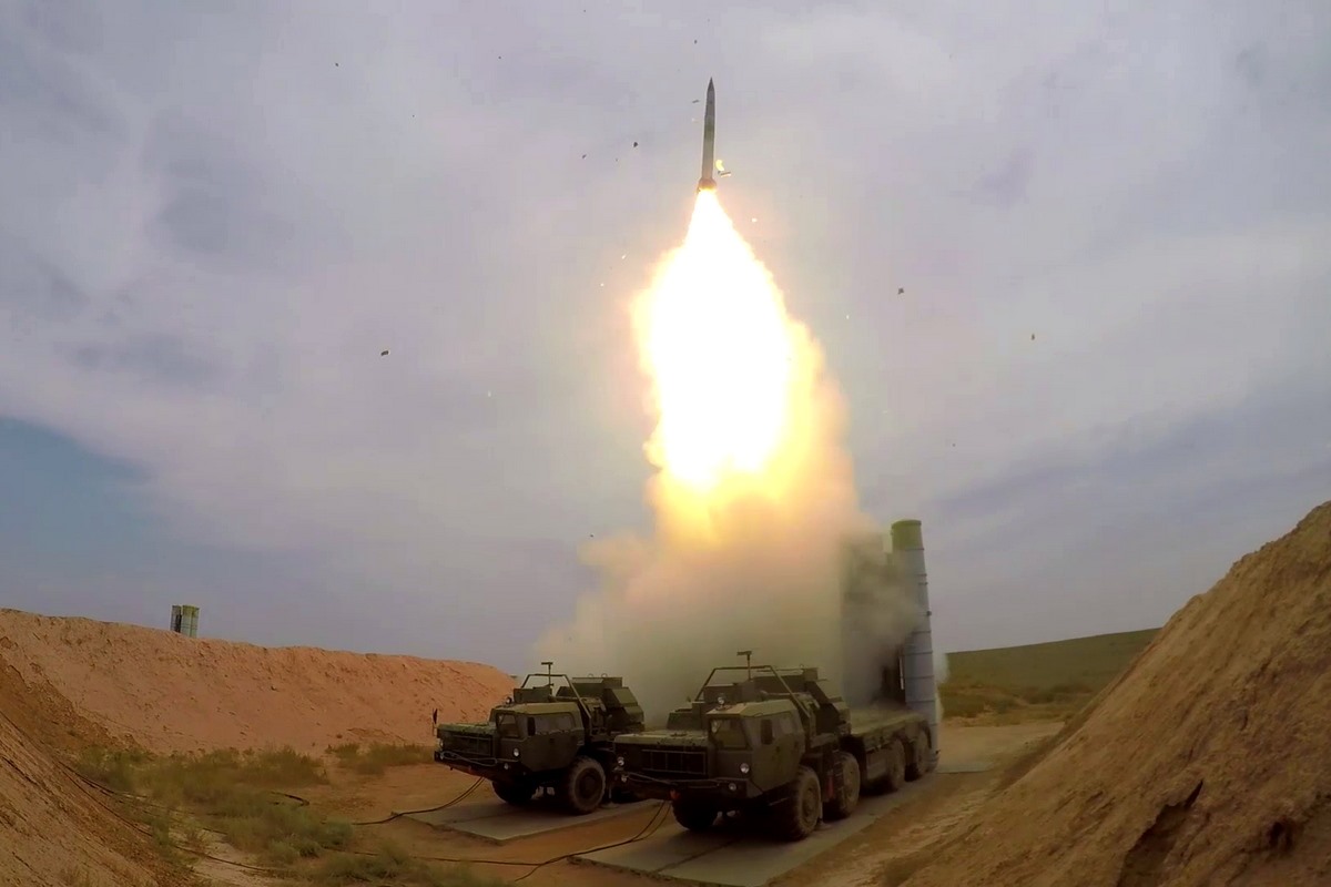 Рашисти атакували Запоріжжя: використали три ракети ЗРК С-300