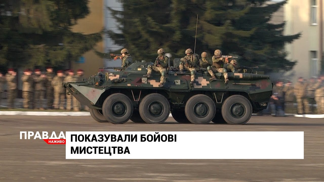 Миколай на БТРі вручав подарунки дітям загиблих вояків