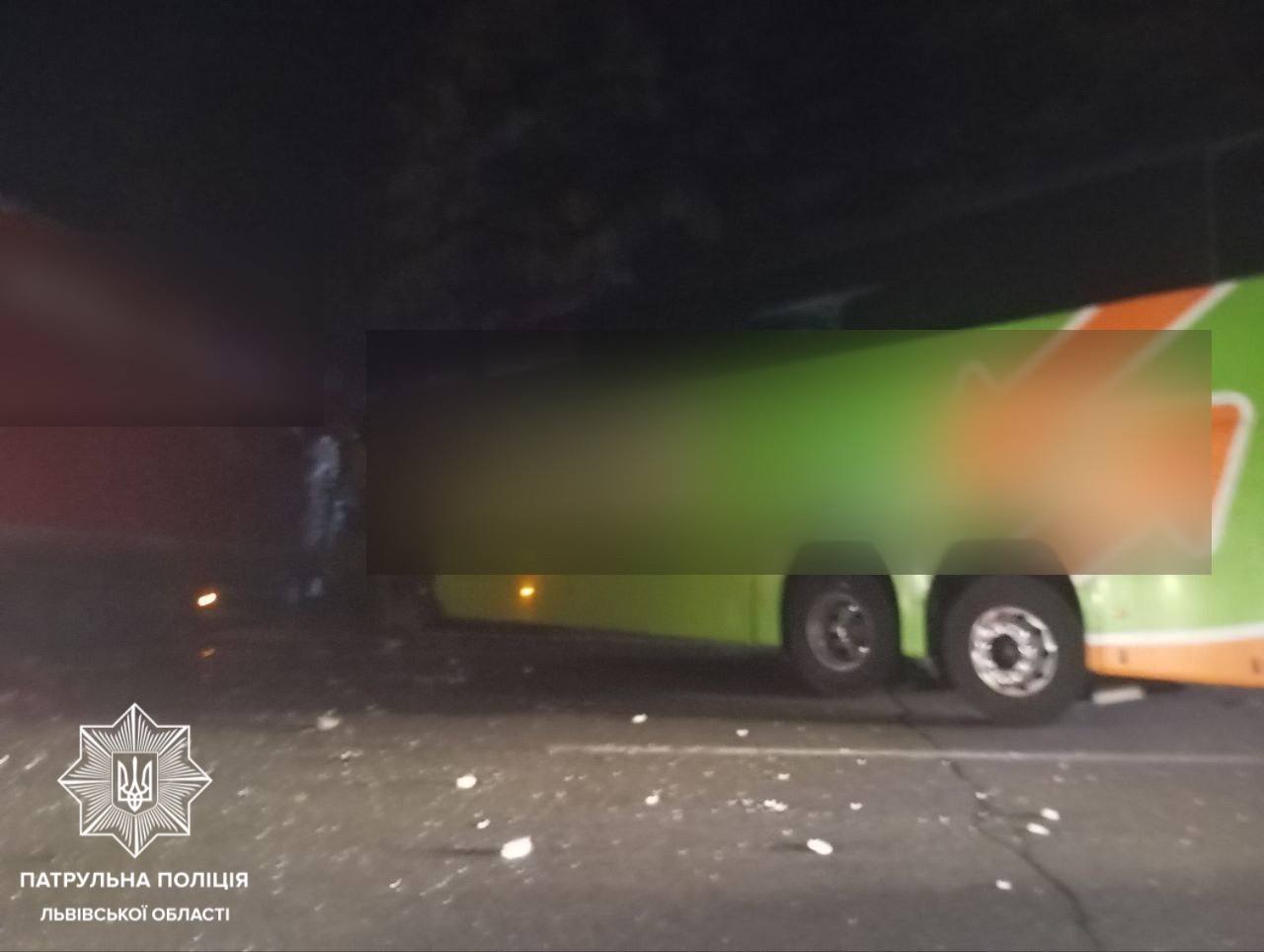 Моторошна автотроща біля Львова: кількість загиблих і травмованих зросла