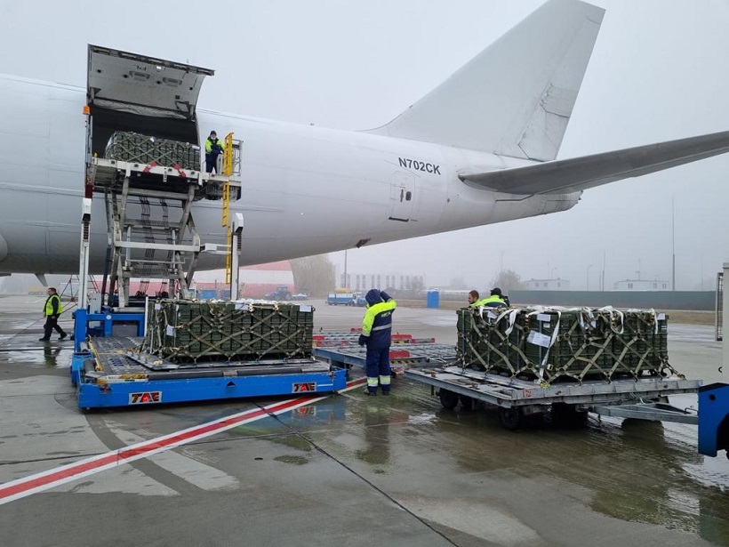 США поставили для ЗСУ 80 тонн допомоги для армії